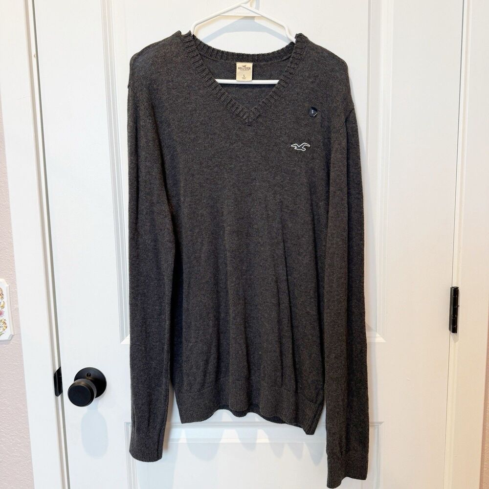 Hollister Mens Lightweight V Neck Sweater Size Small Long Sleeve Gray Preppy